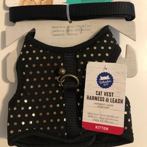 Whisker City kitten harness and leash